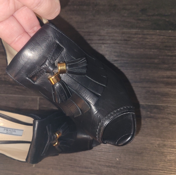 Prada - Picture 12 of 16